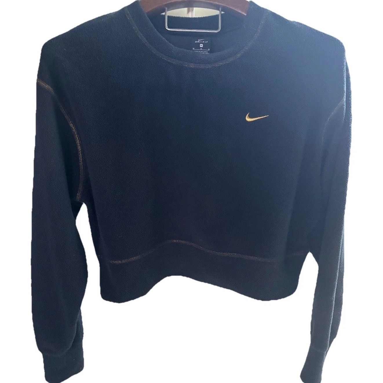 Nike Women M Therma Icon Clash Fleece Top Gold Stitching Gold Embroidered Swooch